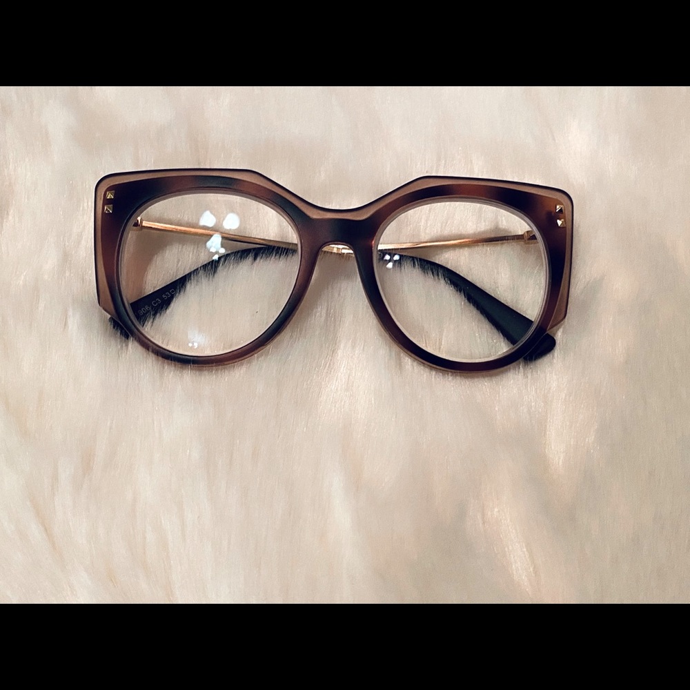 Eyeglasses